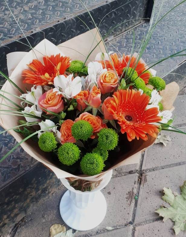 Букет цветов из: Герберы, Хризантемы, Альстромерии и Розы в Видяево