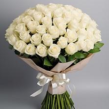 Букет 101 беля роза Белоснежка в Видяево