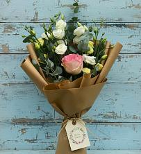 Букет цветов из:  Розы и Лизиантусы в Видяево